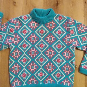 Vintage 80's Handknit Geometric Patterned Teal and Pink Turtleneck Sweater
